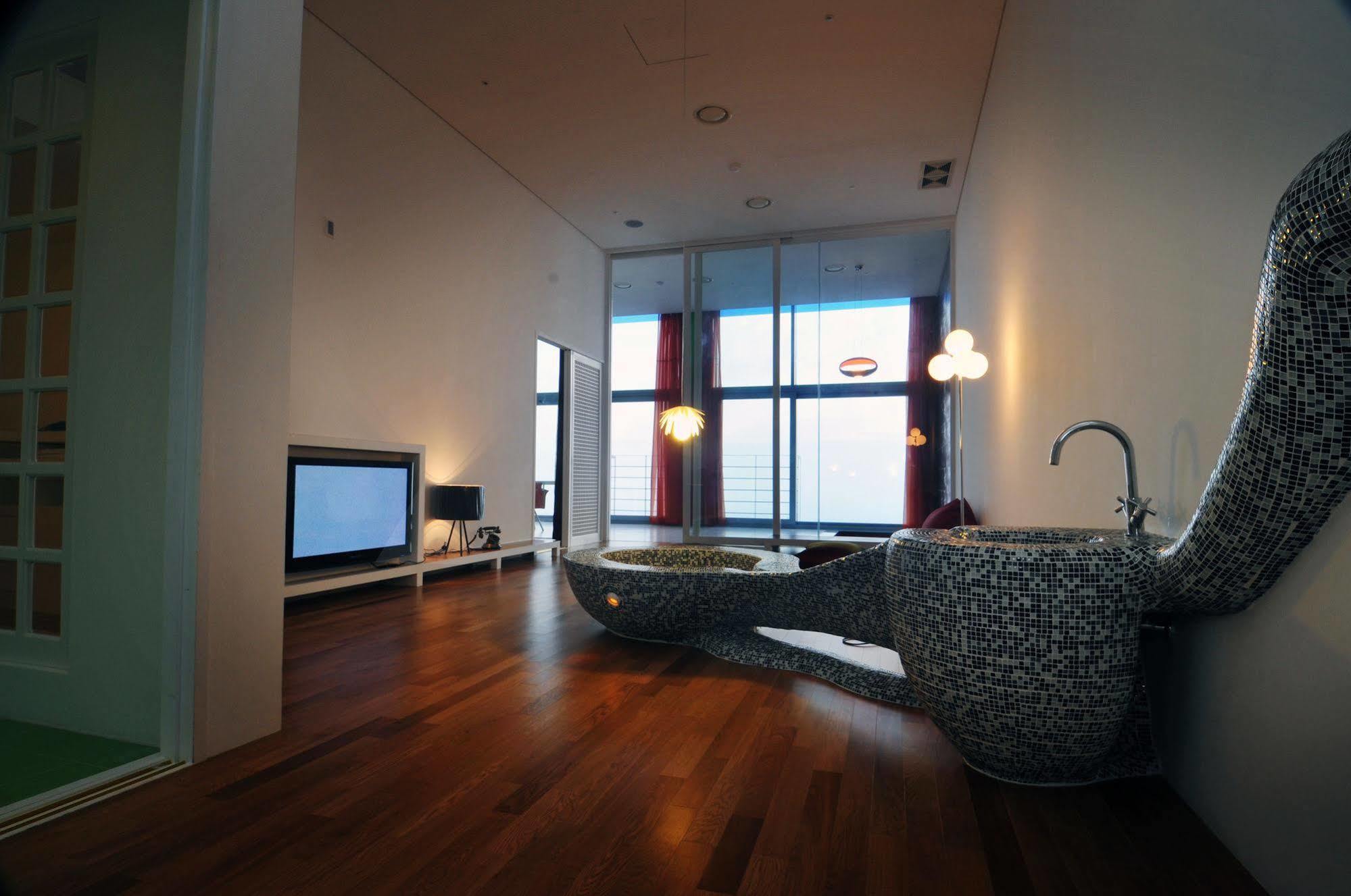 Haslla Art World Museum Hotel Gangneung Extérieur photo